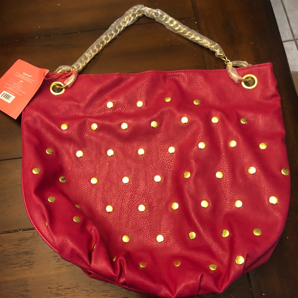 Niki Minaj purse